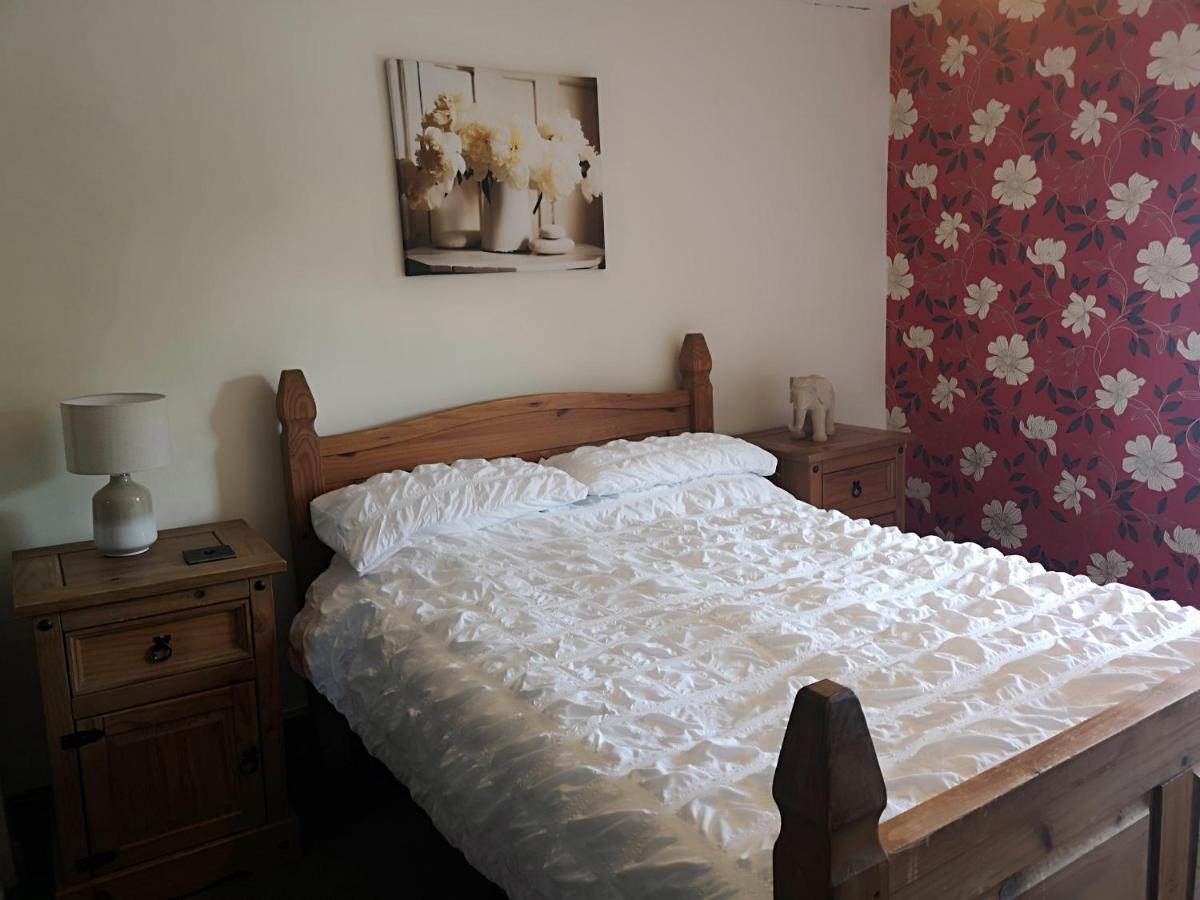 Red Lion Hotel Ystrad Meurig Экстерьер фото