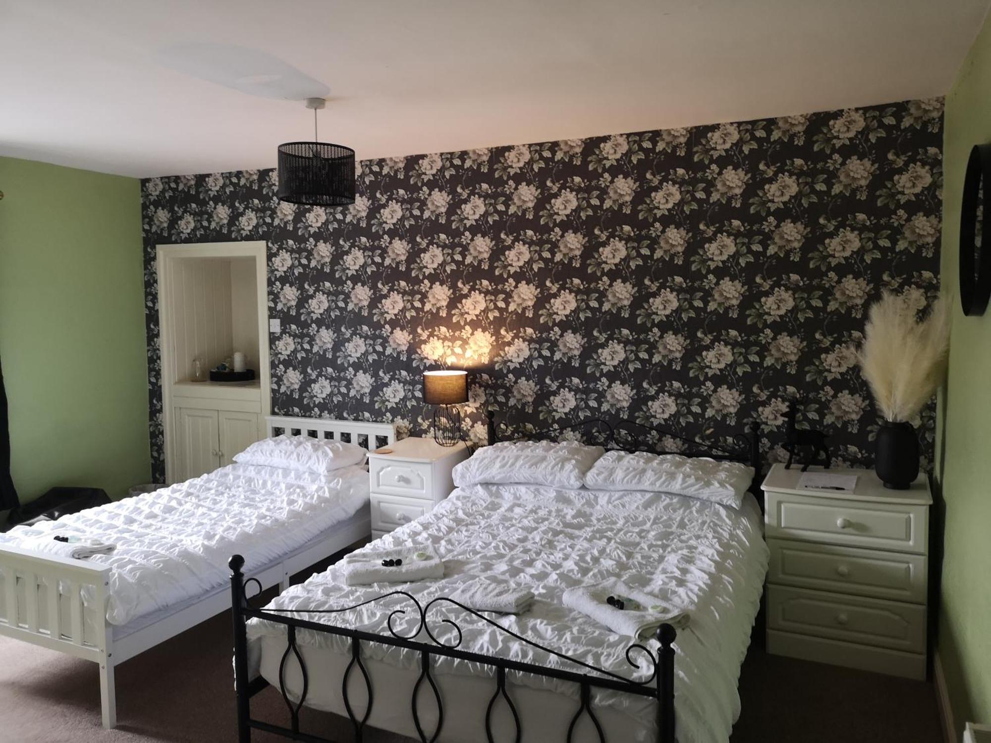Red Lion Hotel Ystrad Meurig Номер фото